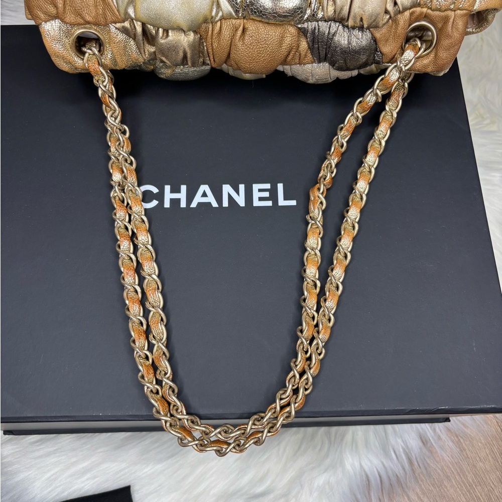 🤎RARE✨ Chanel Gold Bubble Quilt Bag ✨🤎 - Picture 4 of 17